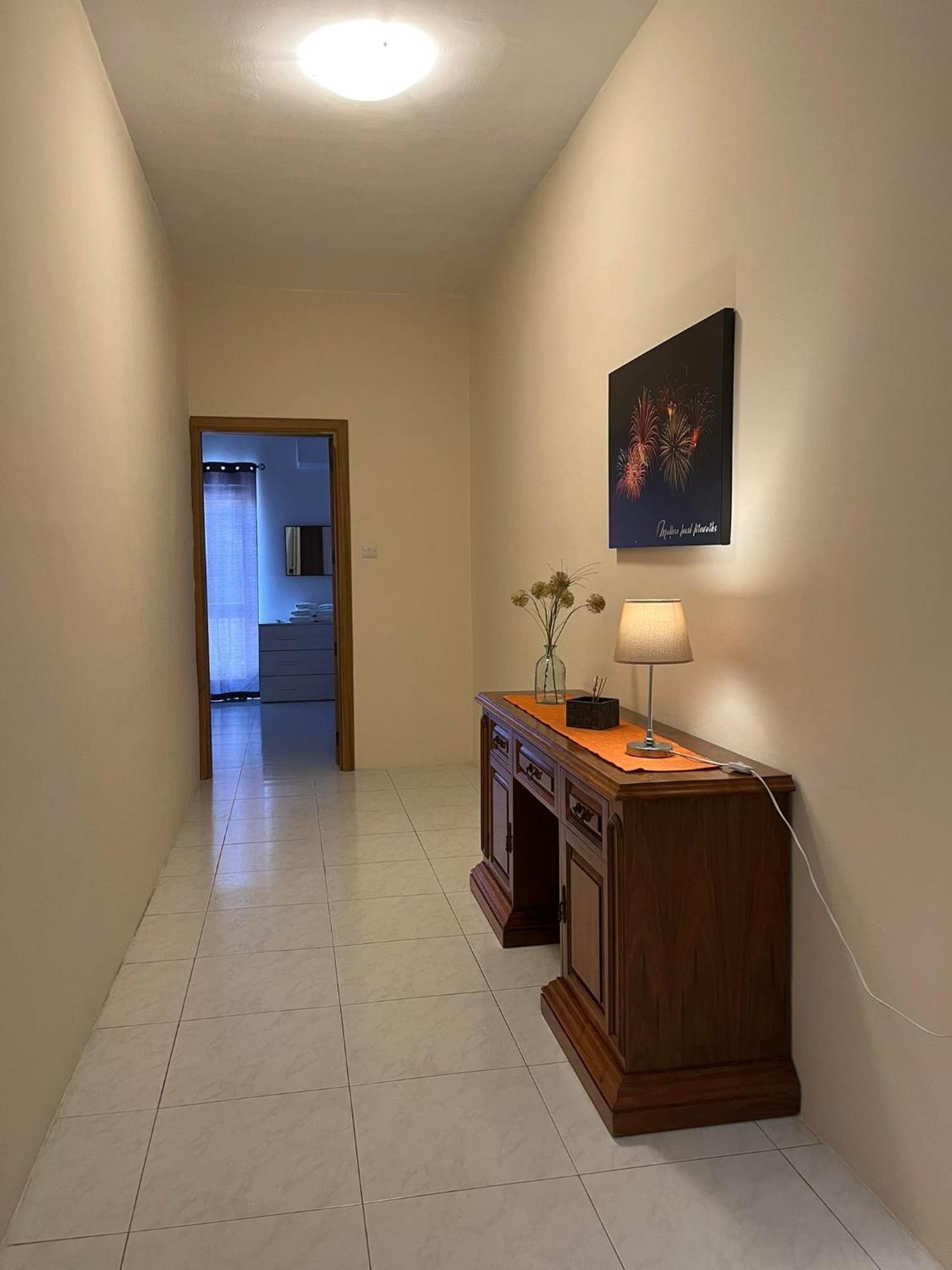 Nr41 Holiday Apartment - Close To Village Centre, Promenade, Shops & Restaurants Marsaxlokk Exteriör bild